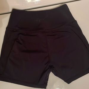 Alphalete shorts slightly high waisted